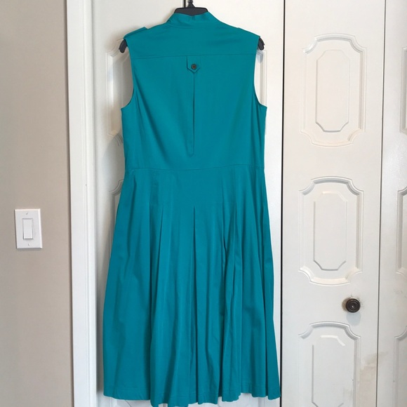 Button up Dress - Picture 5 of 5